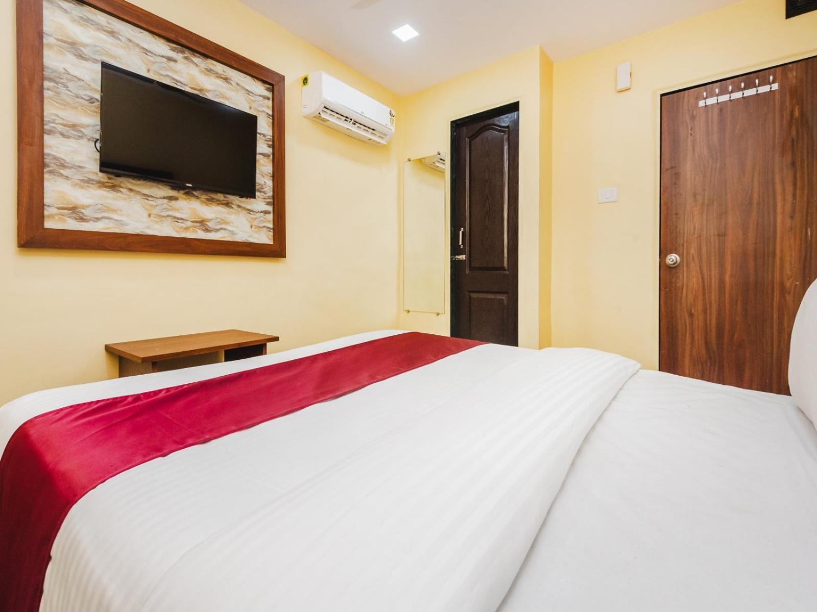 Aai Om Residency Hotel Mumbai